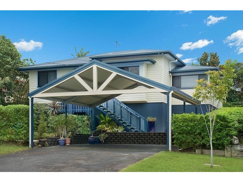 22 Oakley Avenue, East Lismore NSW 2480