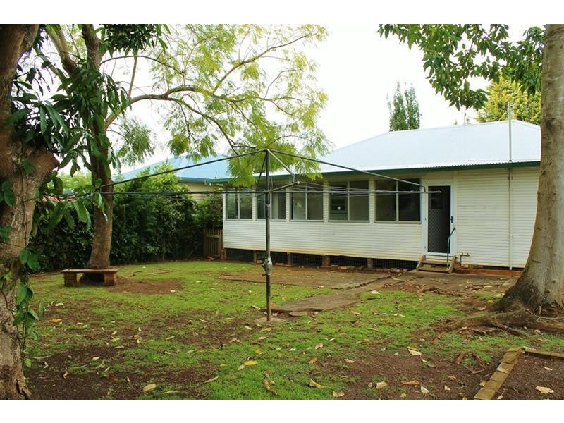 20 Park Avenue, East Lismore NSW 2480