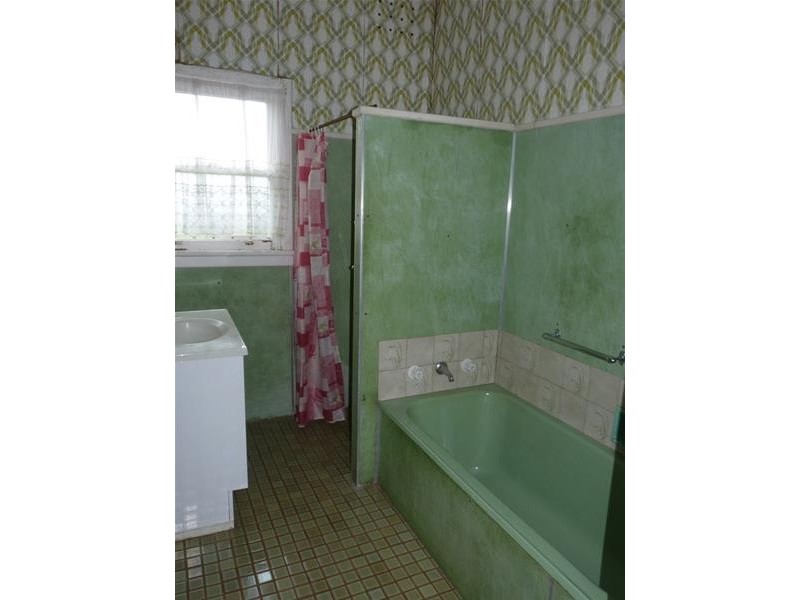 35 College Road, East Lismore NSW 2480