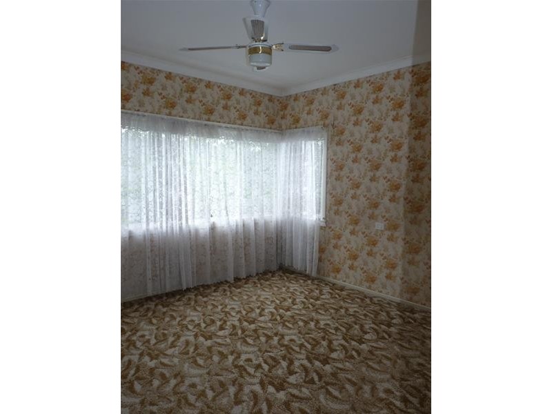 35 College Road, East Lismore NSW 2480