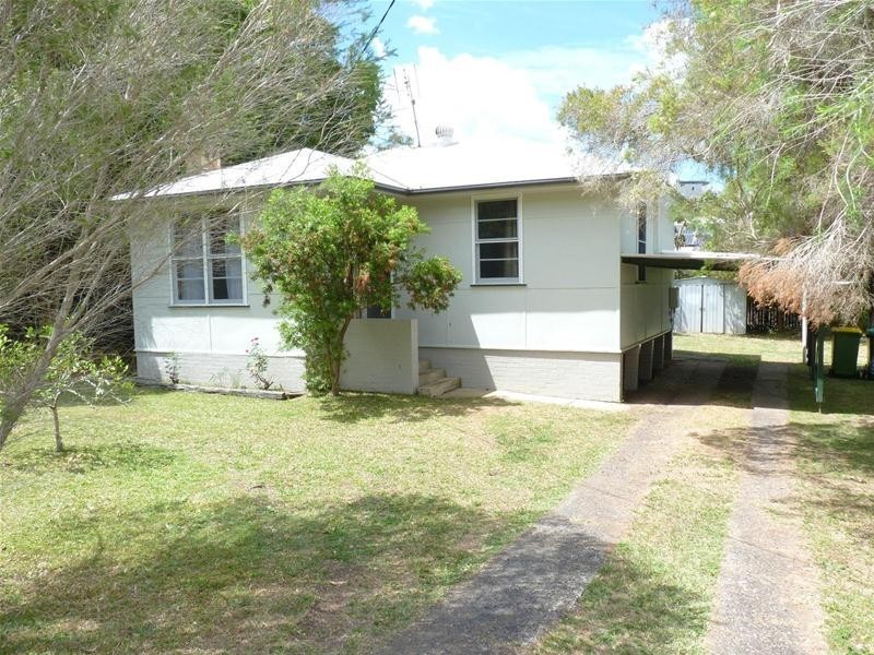 11 Robert Street, Lismore NSW 2480