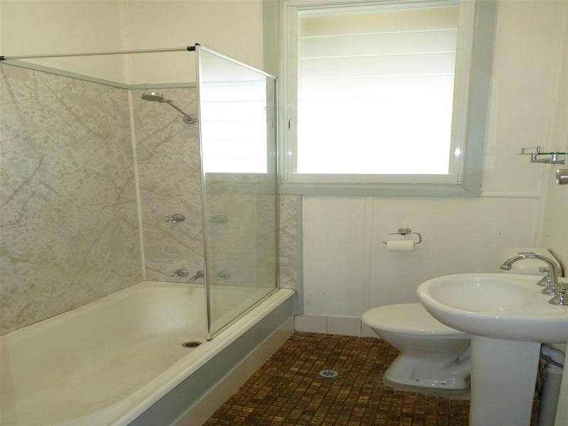 11 Robert Street, Lismore NSW 2480