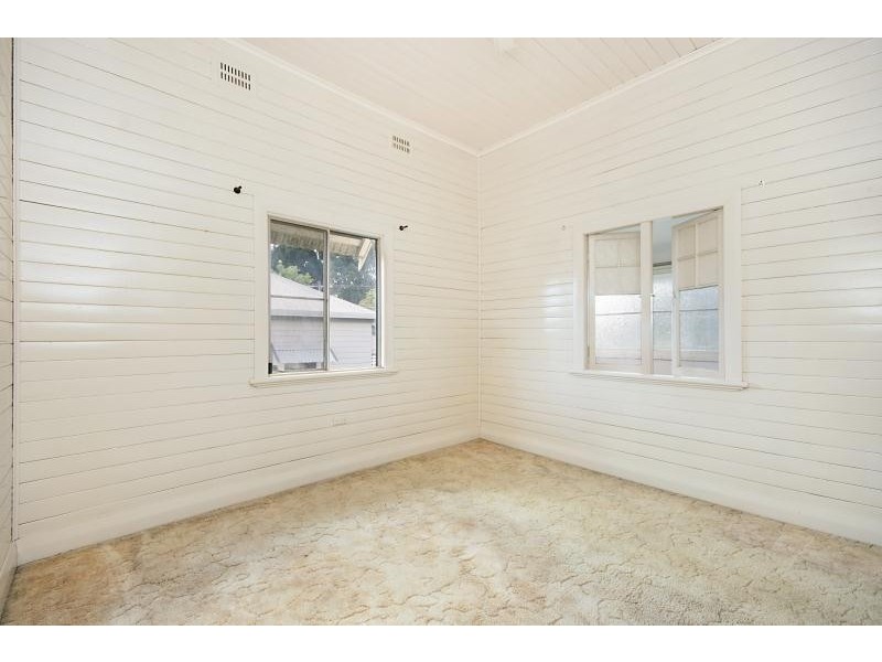 24 Engine Street, South Lismore NSW 2480