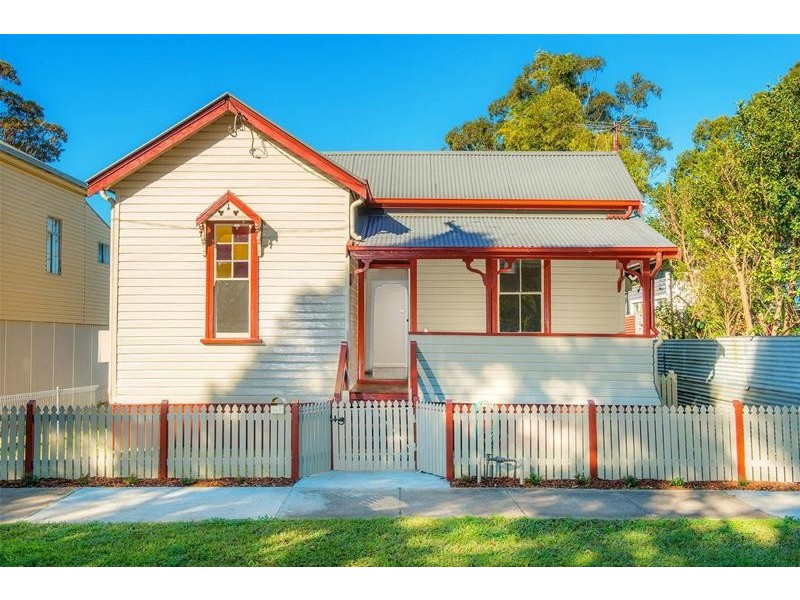 16 Engine Street, South Lismore NSW 2480