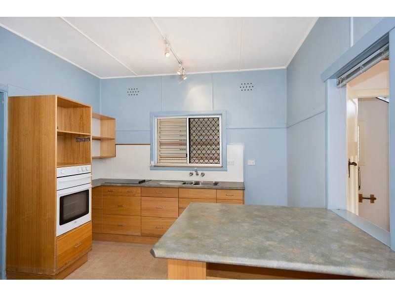 76 Oakley Avenue, East Lismore NSW 2480