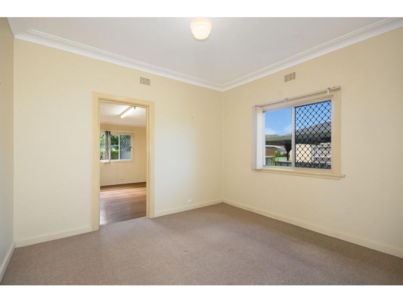 76 Oakley Avenue, East Lismore NSW 2480