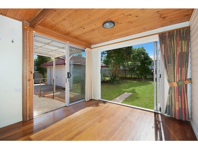 76 Oakley Avenue, East Lismore NSW 2480