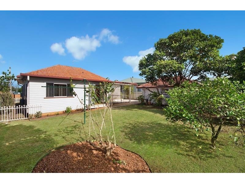 76 Oakley Avenue, East Lismore NSW 2480