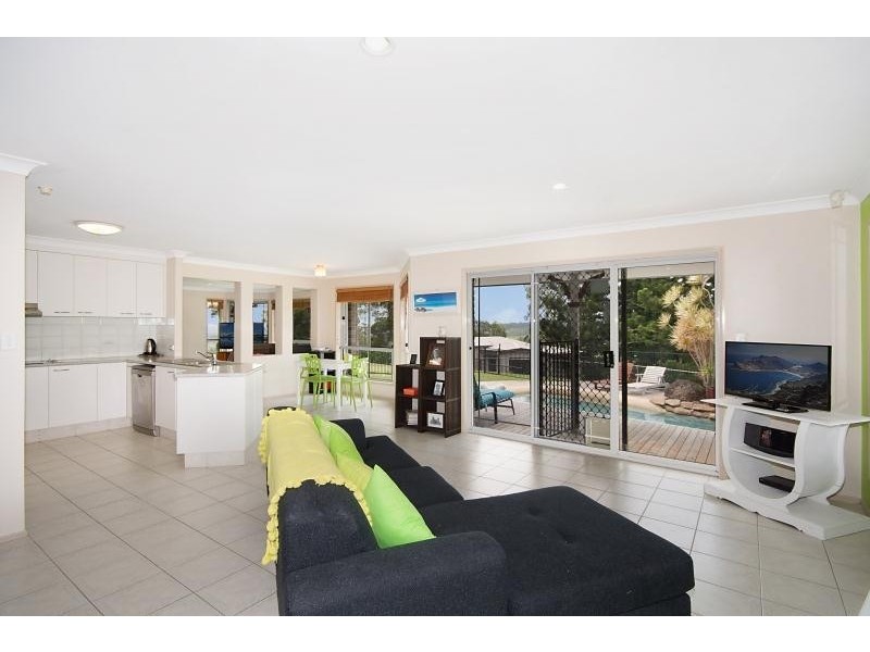 6 Whispering Valley Drive, Richmond Hill NSW 2480