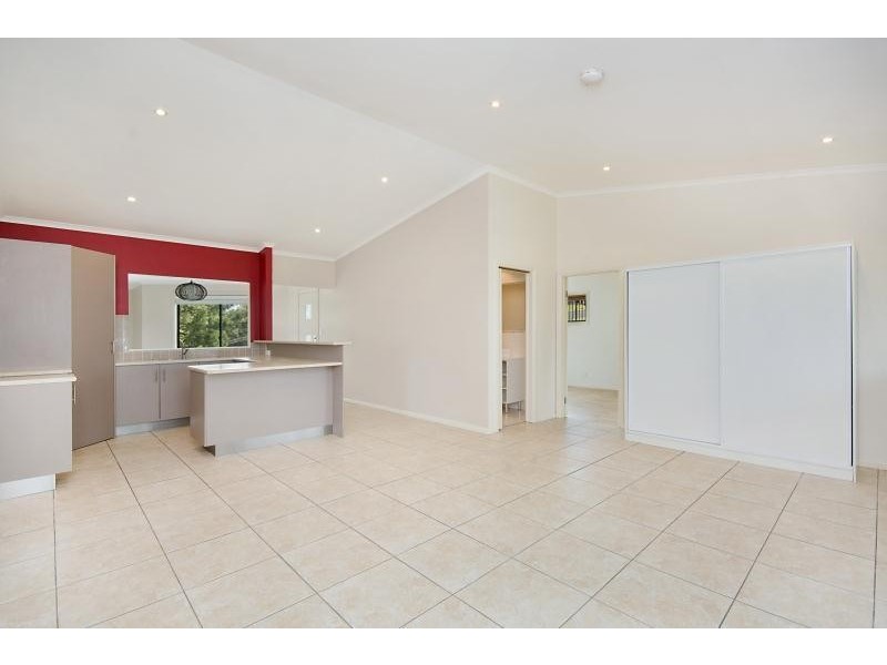 6 Whispering Valley Drive, Richmond Hill NSW 2480