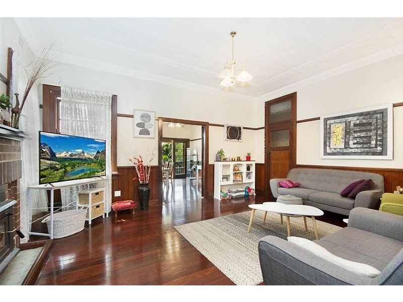 77 Cathcart Street, Girards Hill NSW 2480