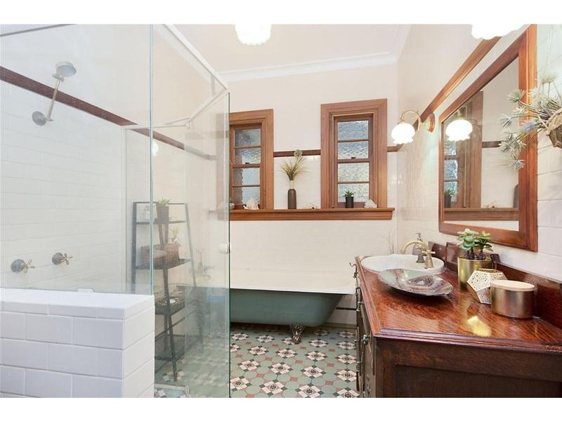 77 Cathcart Street, Girards Hill NSW 2480