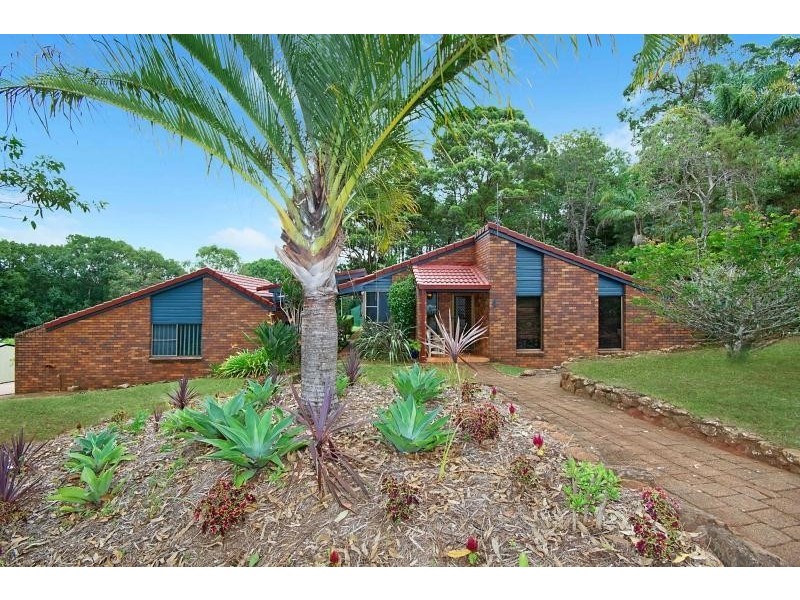 4 McIntosh Road, Chilcotts Grass NSW 2480
