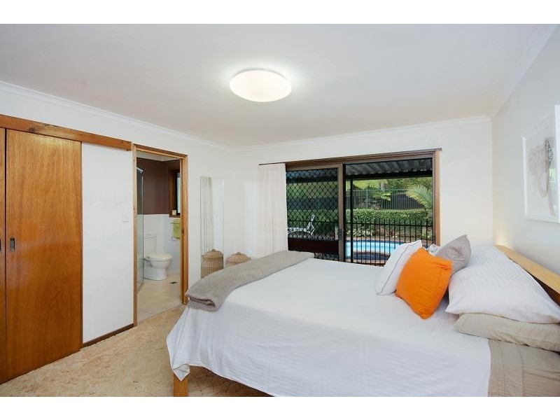 4 McIntosh Road, Chilcotts Grass NSW 2480