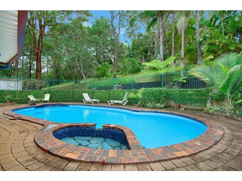 4 McIntosh Road, Chilcotts Grass NSW 2480