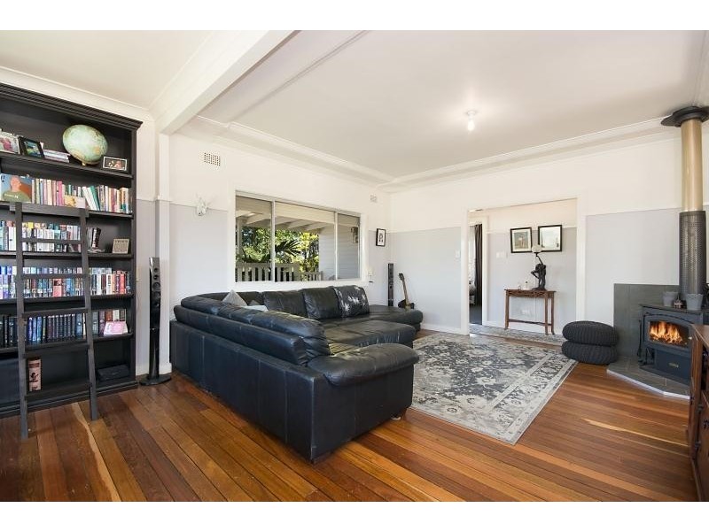 28 Barnes Avenue, South Lismore NSW 2480