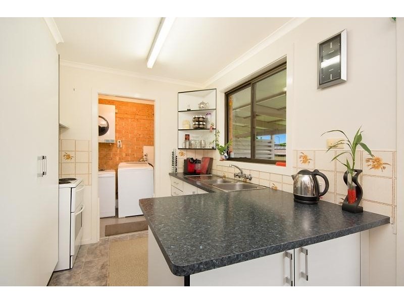 1 & 2/5  Darrell Avenue, Goonellabah NSW 2480