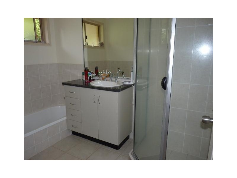 25 Wanda Drive, East Lismore NSW 2480