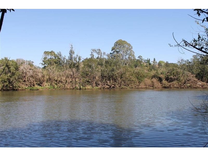 23 Sandy Point Road, Monaltrie NSW 2480