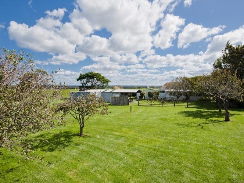584 Greenwell Point Road, Brundee NSW 2540