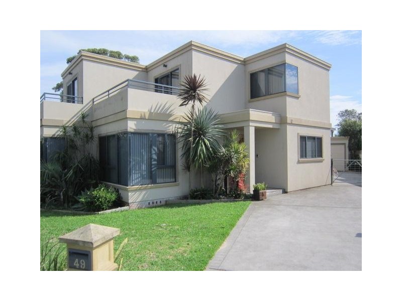 49 River Road, Shoalhaven Heads NSW 2535