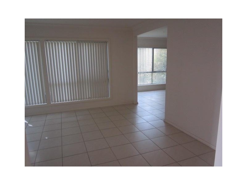 49 River Road, Shoalhaven Heads NSW 2535