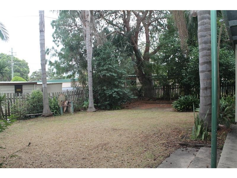 2 Young Avenue, Nowra NSW 2541