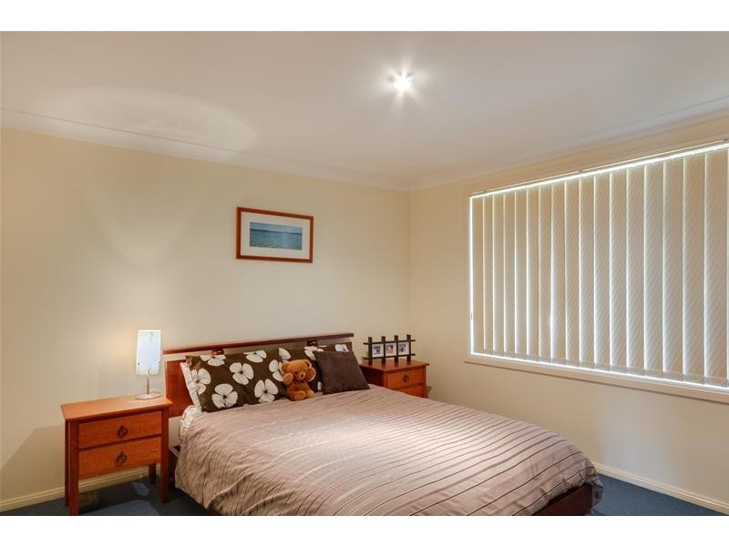 7 Freesia Crescent, Bomaderry NSW 2541