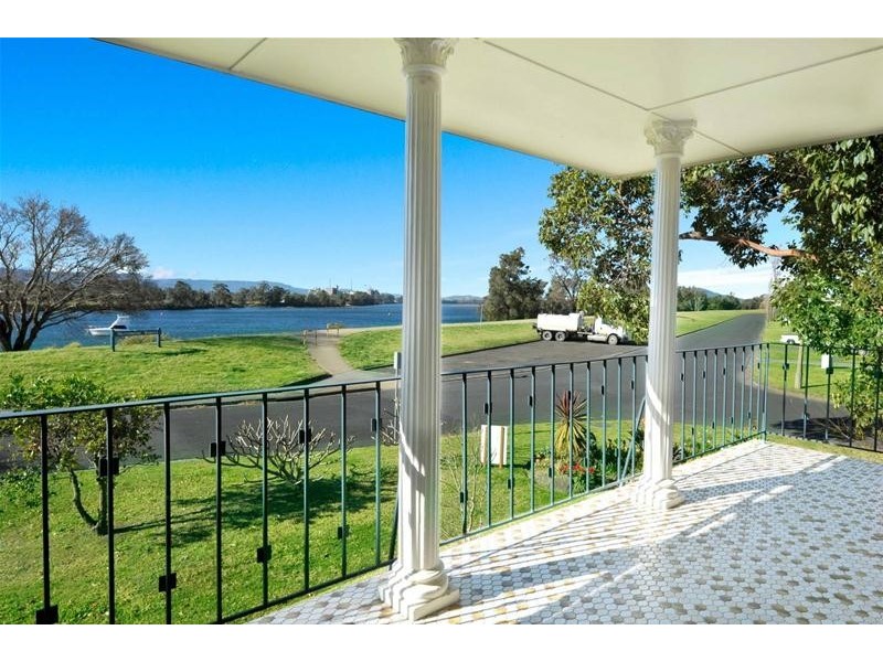 1 Wharf Road, Nowra NSW 2541