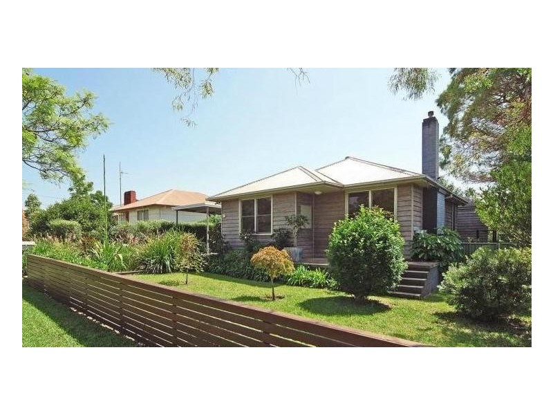 9 Jervis Street, Nowra NSW 2541