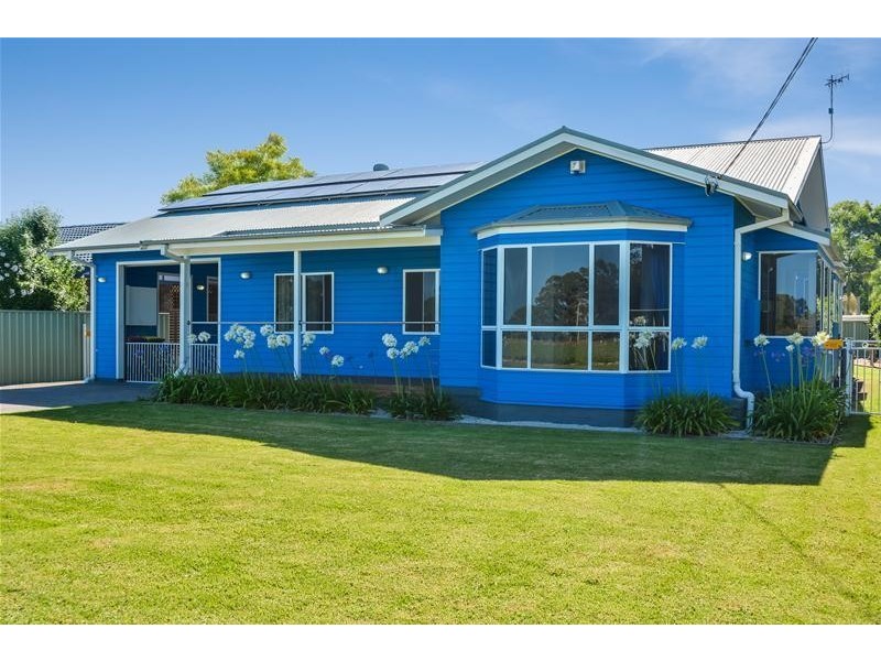 33 Ferry Lane, Nowra NSW 2541