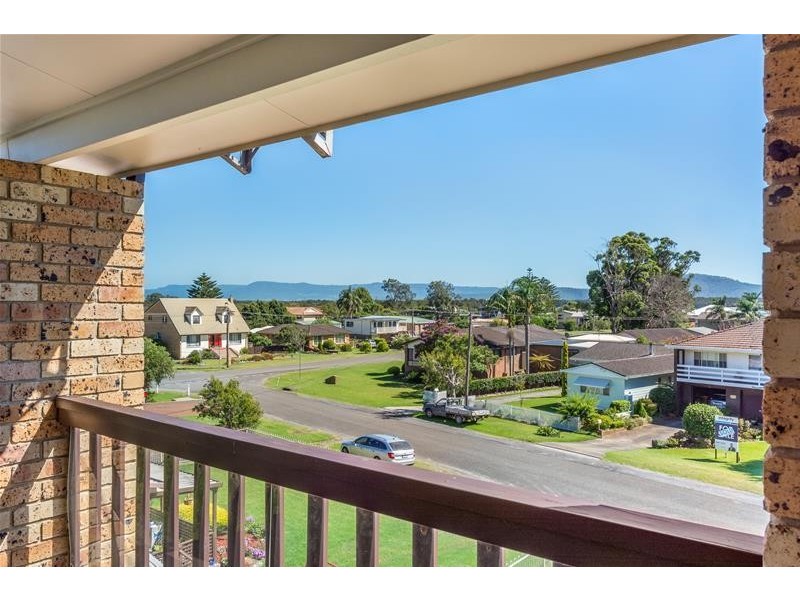 26 Comarong Street, Greenwell Point NSW 2540