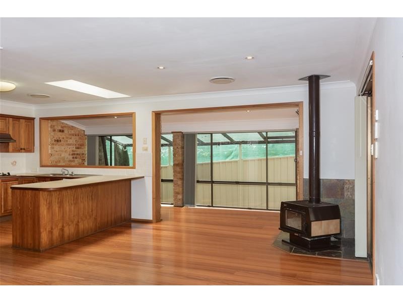 26 Comarong Street, Greenwell Point NSW 2540