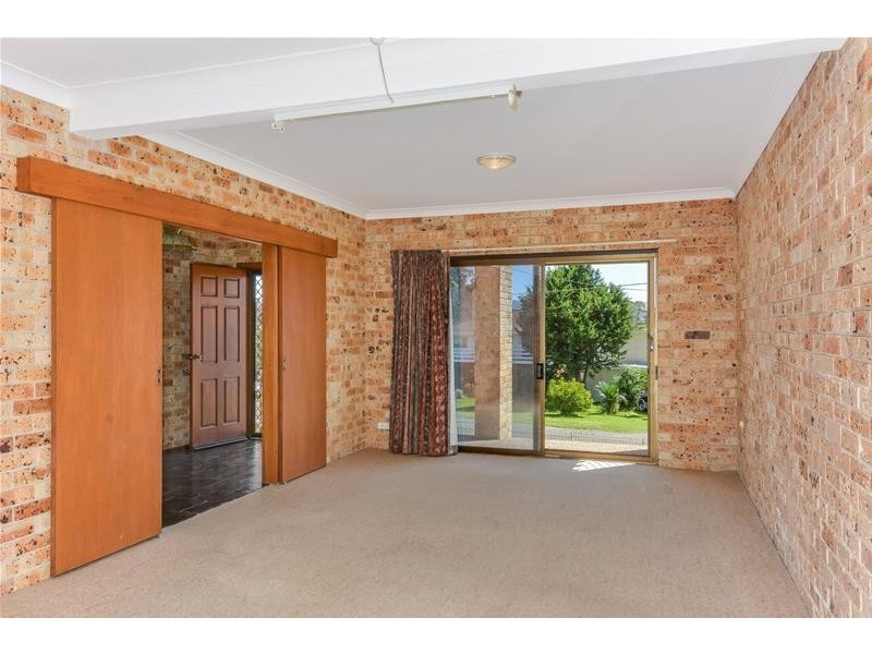 26 Comarong Street, Greenwell Point NSW 2540