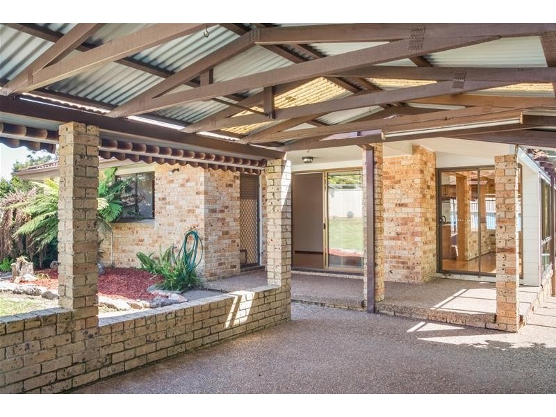 26 Comarong Street, Greenwell Point NSW 2540