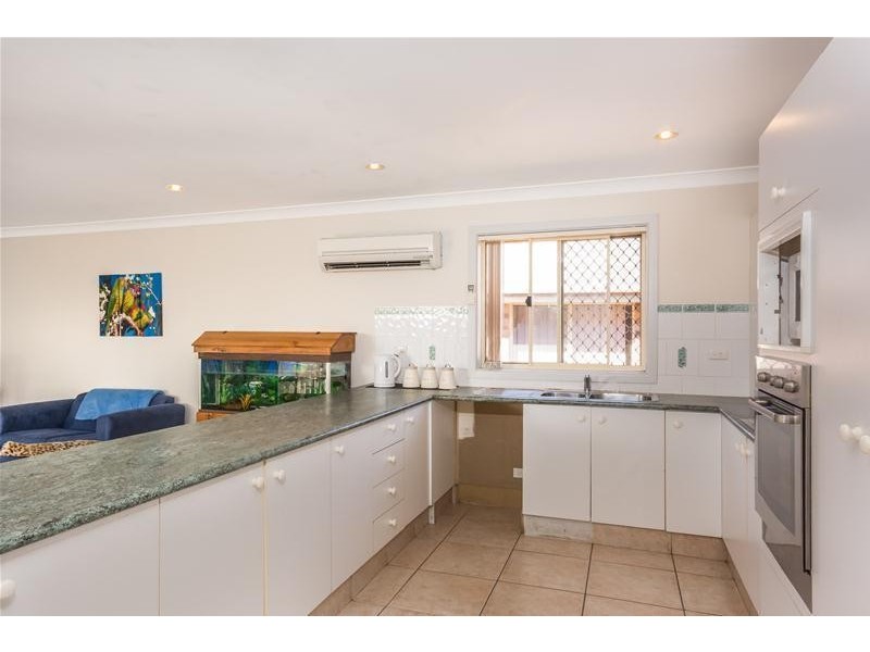 4 Copper Leaf Place, Worrigee NSW 2540