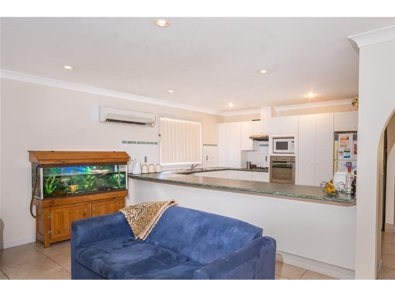 4 Copper Leaf Place, Worrigee NSW 2540