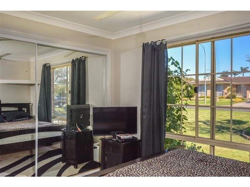 4 Copper Leaf Place, Worrigee NSW 2540