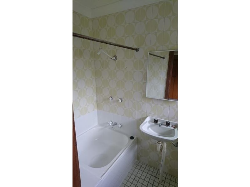 2/89 Albert Street, Nowra NSW 2541