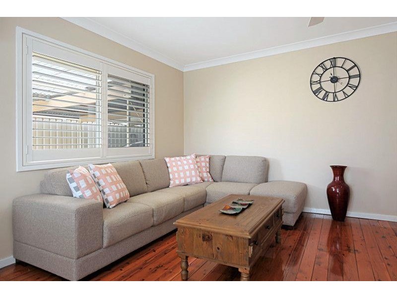 2 McDonald Avenue, Nowra NSW 2541