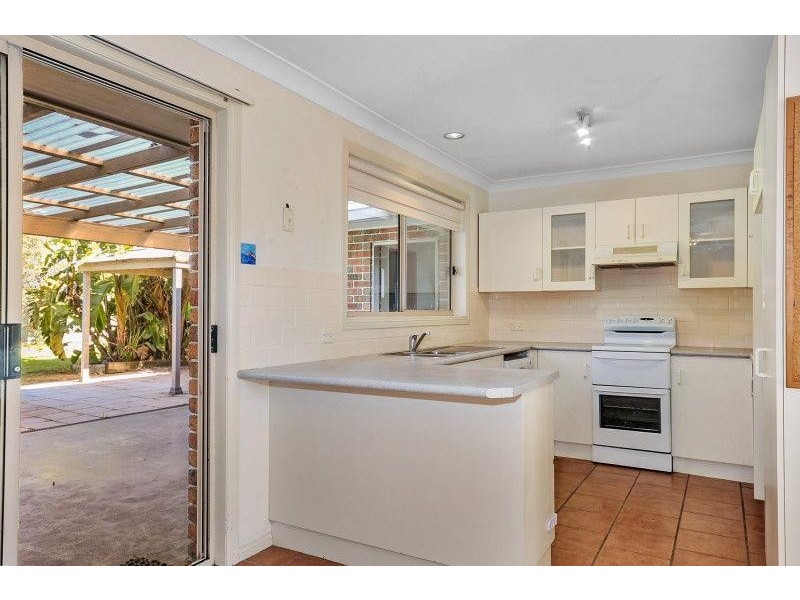 5 Tulla Place, West Nowra NSW 2541