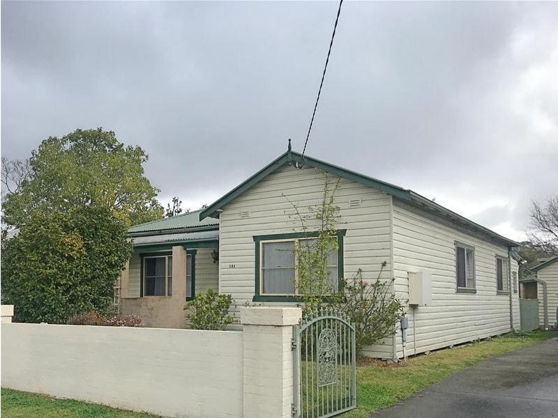 131 Berry Street, Nowra NSW 2541