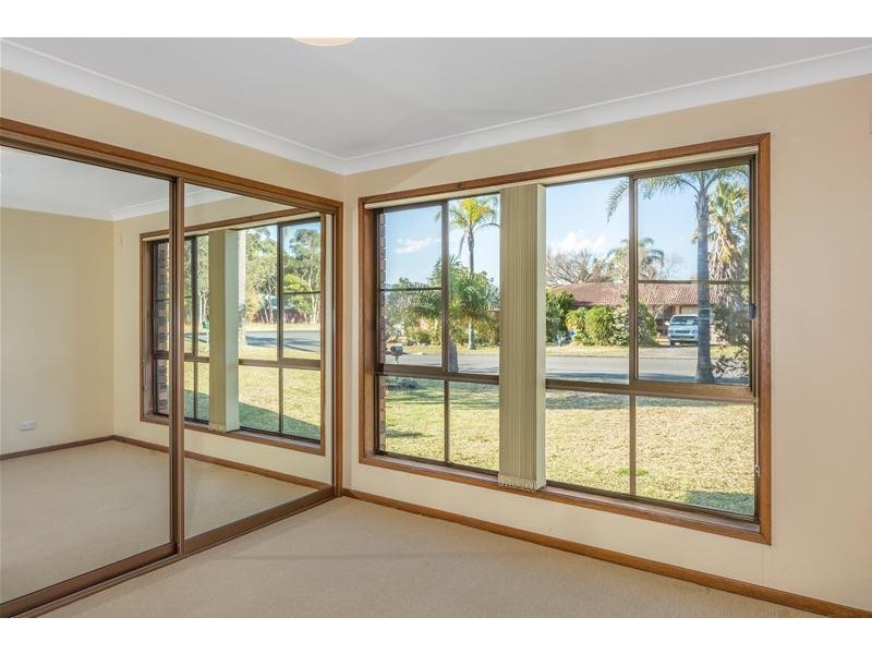 4 Golden Cane Avenue, North Nowra NSW 2541