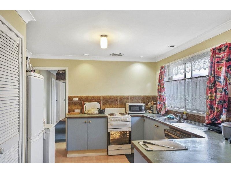 21 Salisbury Drive, Nowra NSW 2541