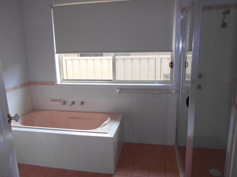 5 Burradoo Crescent, Nowra NSW 2541