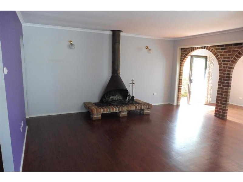 3 Clarke Avenue, North Nowra NSW 2541