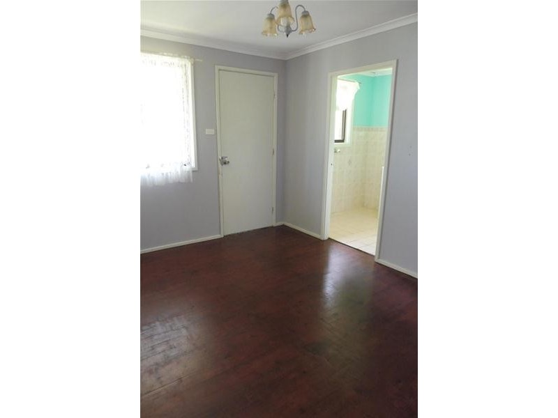 3 Clarke Avenue, North Nowra NSW 2541