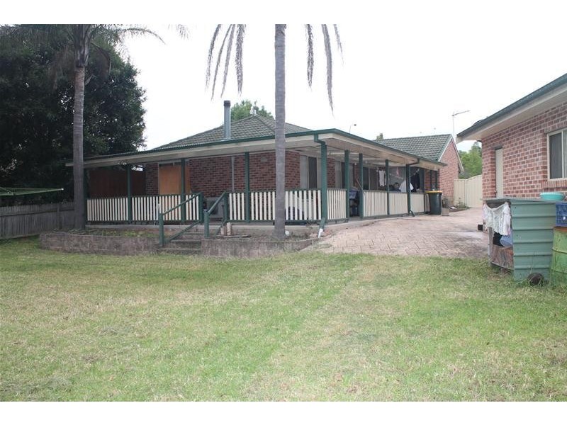 8 Stockley Close, West Nowra NSW 2541