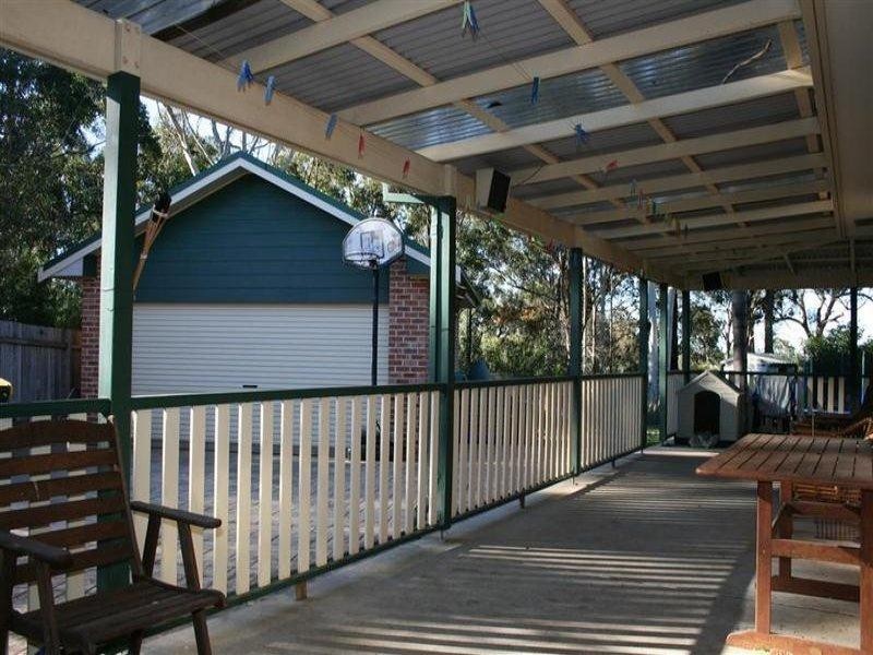 8 Stockley Close, West Nowra NSW 2541