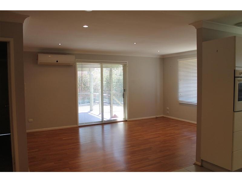 1/5 Jaycee Avenue, Nowra NSW 2541